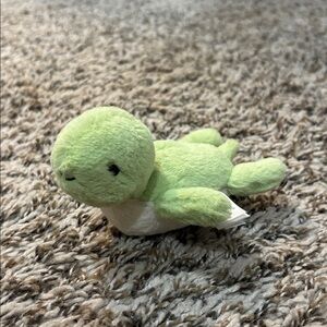 Jellycat Mini Fluffy Turtle